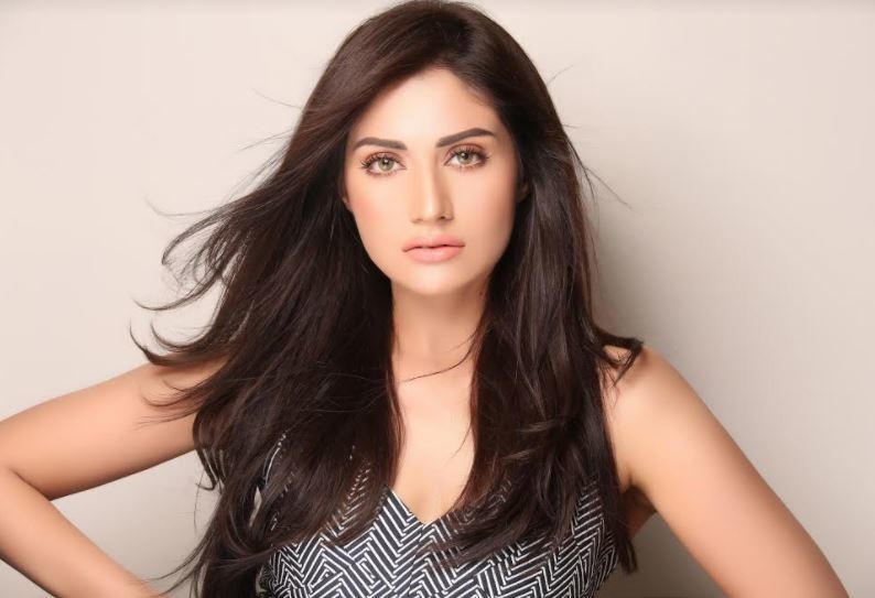 Anam Tanveer as Kiran