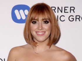 Andrea Bowen Biography Height Weight Age Movies Husband Family Salary Net Worth Facts More