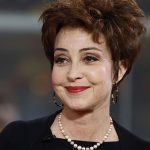 Annie Potts Biography Height Weight Age Movies Husband Family Salary Net Worth Facts More
