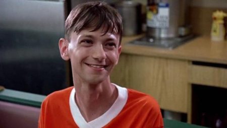DJ Qualls Biography, Height, Weight, Age, Movies, Wife, Family, Salary