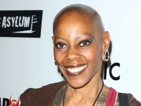 Debra Wilson Biography Height Weight Age Movies Husband Family Salary Net Worth Facts More