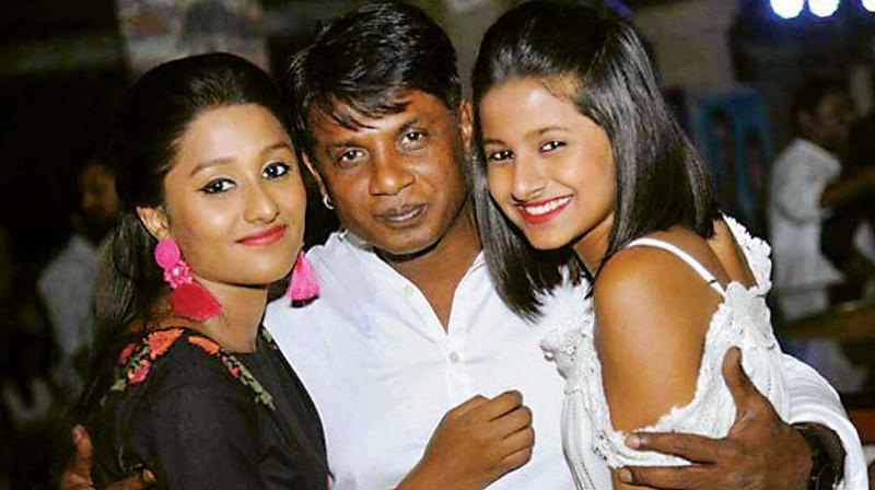 Duniya Vijay With His Daughter