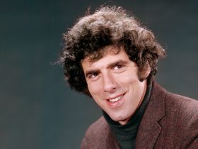 Elliott Gould Biography Height Weight Age Movies Wife Family Salary Net Worth Facts More