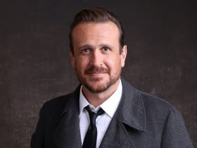 Jason Segel Biography Height Weight Age Movies Wife Family Salary Net Worth Facts