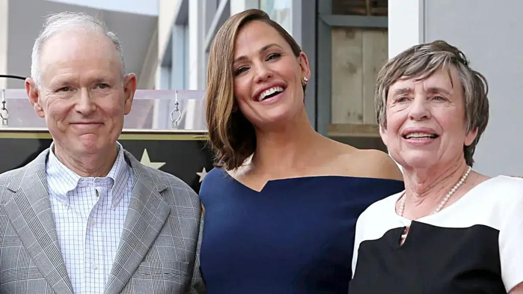 Jennifer Garner With Her Father And Mother