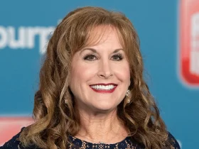 Jodi Benson Biography Height Weight Age Movies Husband Family Salary Net Worth Facts More