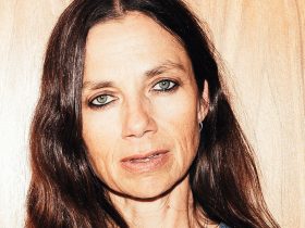 Justine Bateman Biography Height Weight Age Movies Husband Family Salary Net Worth Facts More