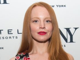 Lauren Ambrose Biography Height Weight Age Movies Husband Family Salary Net Worth Facts More