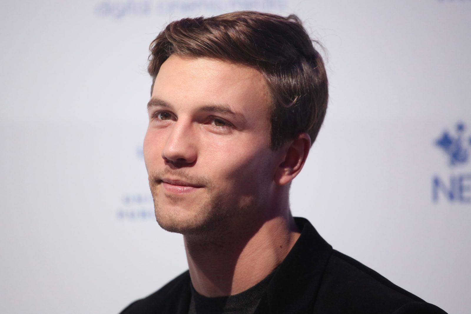 Leo Suter Biography, Height, Weight, Age, Movies, Wife, Family, Salary