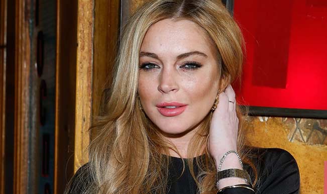 Lindsay Lohan Biography, Height, Weight, Age, Movies, Husband, Family, Salary, Net Worth, Facts & More