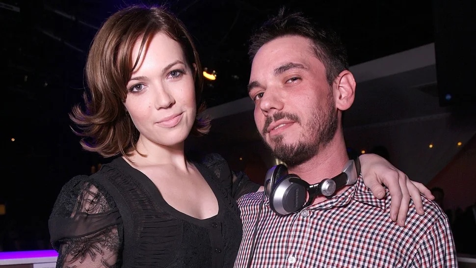 Mandy Moore With DJ AM