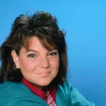 Mindy Cohn Biography Height Weight Age Movies Husband Family Salary Net Worth Facts More