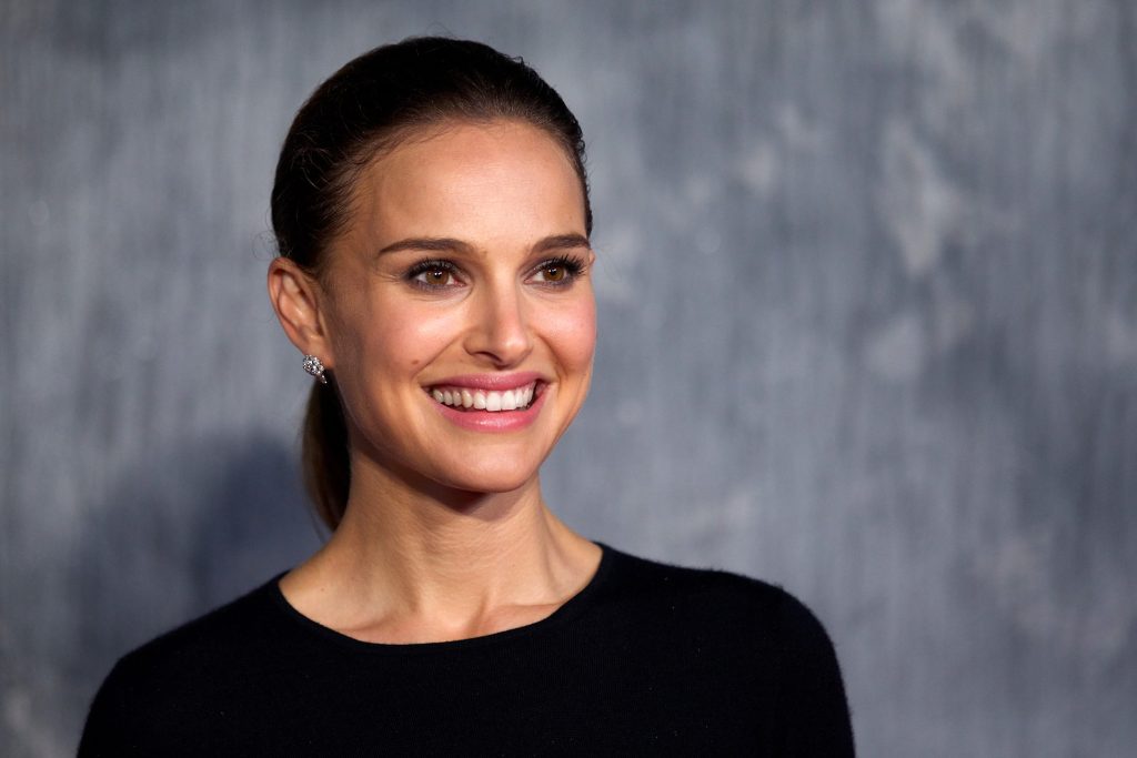 Natalie Portman Biography, Height, Weight, Age, Movies, Husband, Family, Salary, Net Worth, Facts & More