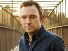 Nate Corddry Biography Height Weight Age Movies Wife Family Salary Net Worth Facts More