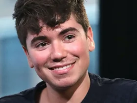 Noah Galvin Biography Height Weight Age Movies Wife Family Salary Net Worth Facts More