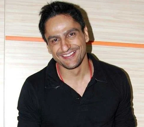 Parag Tyagi Biography Height Age TV Serials Wife Family Salary Net Worth Awards Photos Facts More