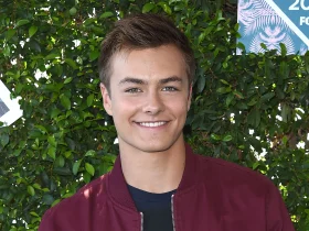 Peyton Meyer Biography Height Weight Age Movies Wife Family Salary Net Worth Facts More