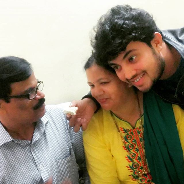 Prasad Jawade With His Father And Mother