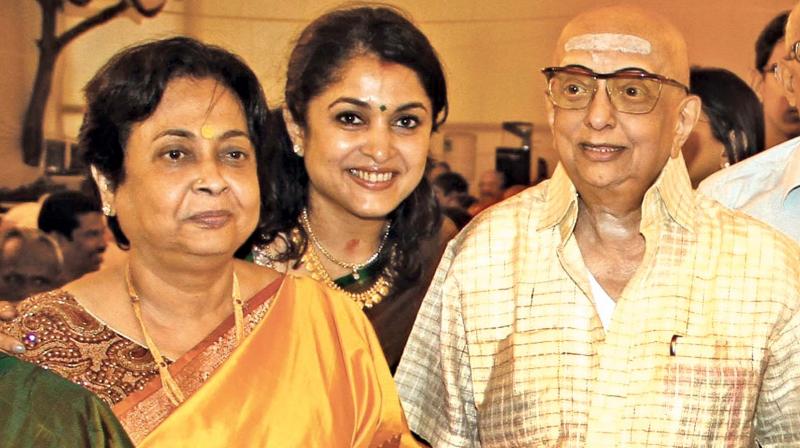 Ramya Krishnan With Her Father And Mother
