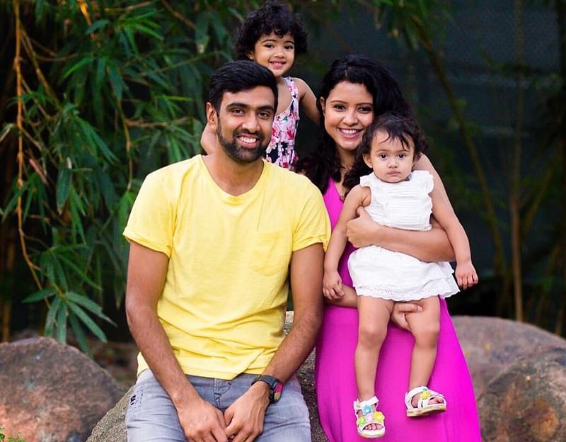 Ravichandran Ashwin With Daughters