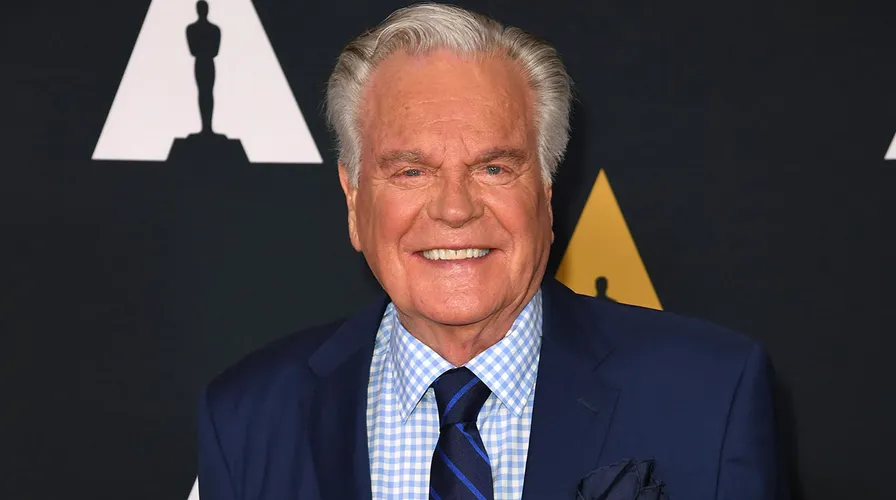 Robert Wagner Biography Height Weight Age Movies Wife Family Salary Net Worth Facts More