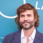 Rossif Sutherland Biography Height Weight Age Movies Wife Family Salary Net Worth Facts More