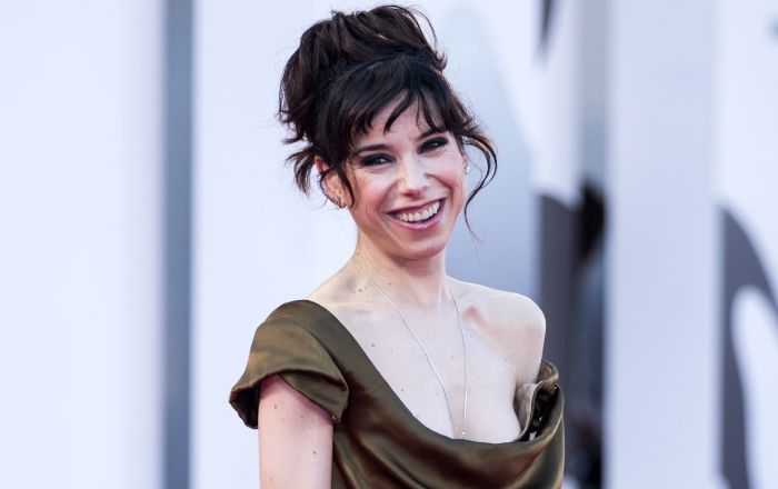 Sally Hawkins Biography Height Weight Age Movies Husband Family Salary Net Worth Facts More