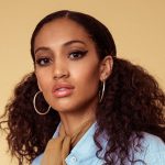 Samantha Logan Biography Height Weight Age Movies Husband Family Salary Net Worth Facts More