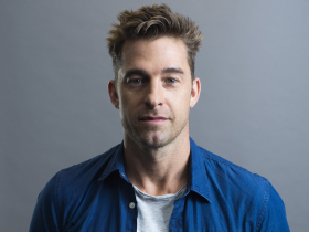 Scott Speedman Biography Height Weight Age Movies Wife Family Salary Net Worth Facts More