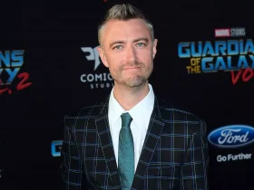 Sean Gunn Biography Height Weight Age Movies Wife Family Salary Net Worth Facts More