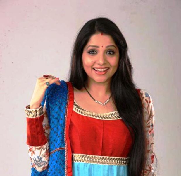 Shweta Rastogi Biography, Height, Age, TV Serials, Husband, Family ...