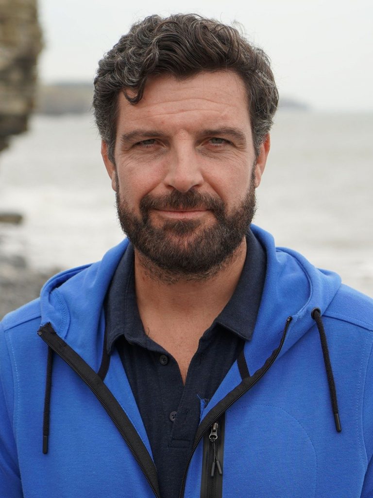 bradley-freegard-biography-height-weight-age-movies-wife-family