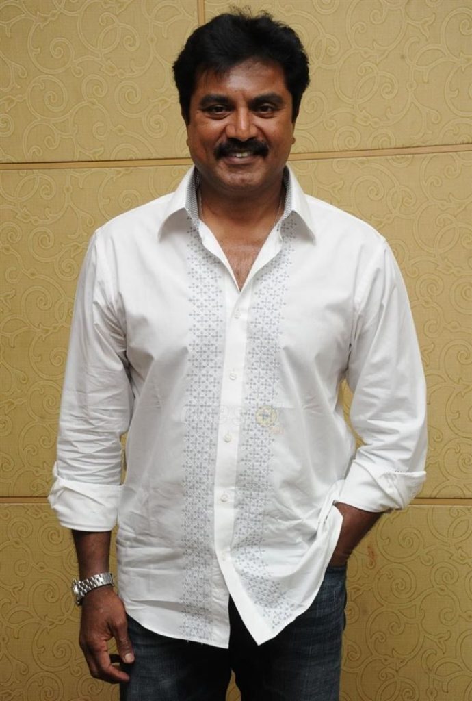 Sarath Kumar R R. SarathKumar Biography, Height, Weight, Age, Movies, Wife, Family ...