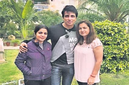 Sonu Sood With His Sister