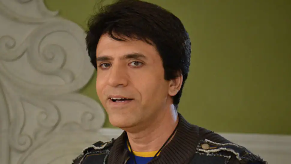 Sooraj Thapar as Rajvardhan Ahlawat