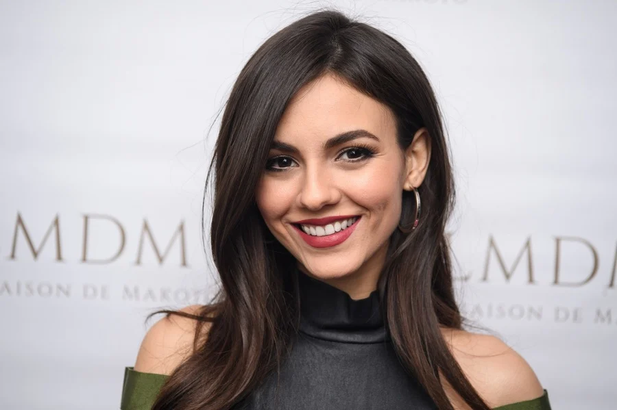 Victoria Justice Biography Height Weight Age Movies Husband Family Salary Net Worth Facts More
