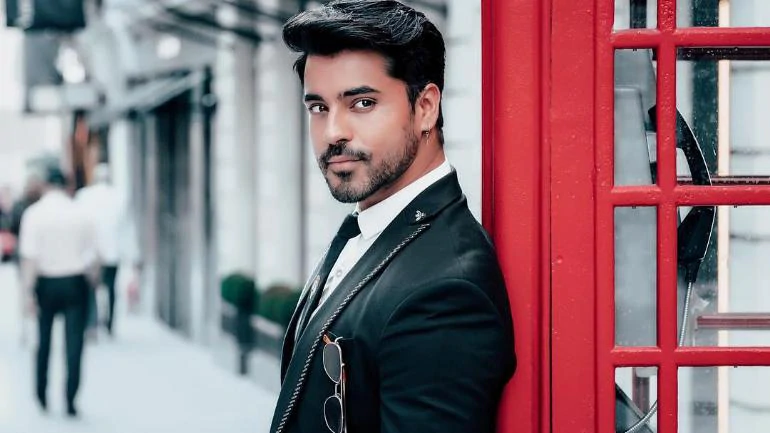 Diya Aur Baati Hum Serial Cast, Real Names, Age, Salary, Net Worth ...