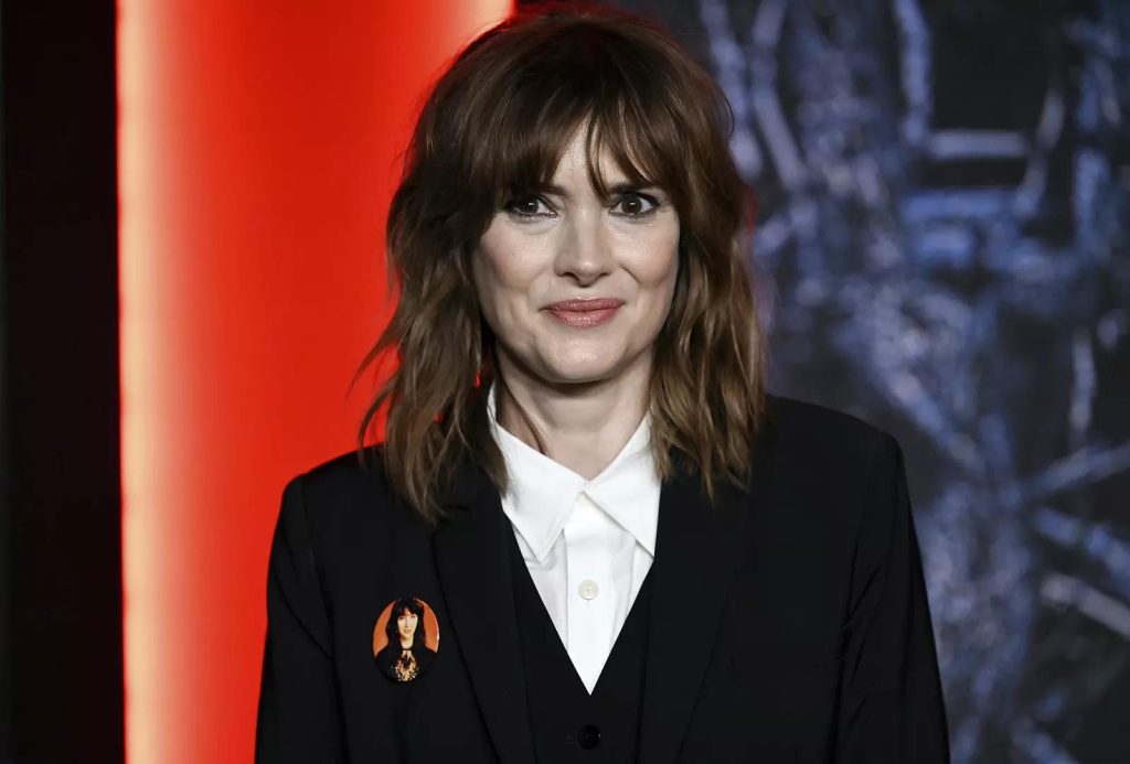 Winona Ryder Biography, Height, Weight, Age, Movies, Husband, Family, Salary, Net Worth, Facts & More