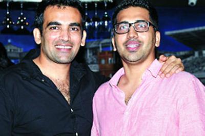 Zaheer Khan With His Brother