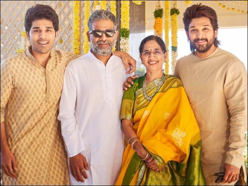 Allu Arjun With His Mother And Father
